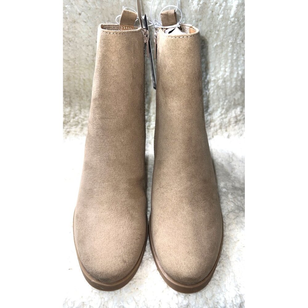 Universal Thread Womens Suede Ankle Boots Size 6.5 With Side Zipper & Wedge Heel - Picture 2 of 3